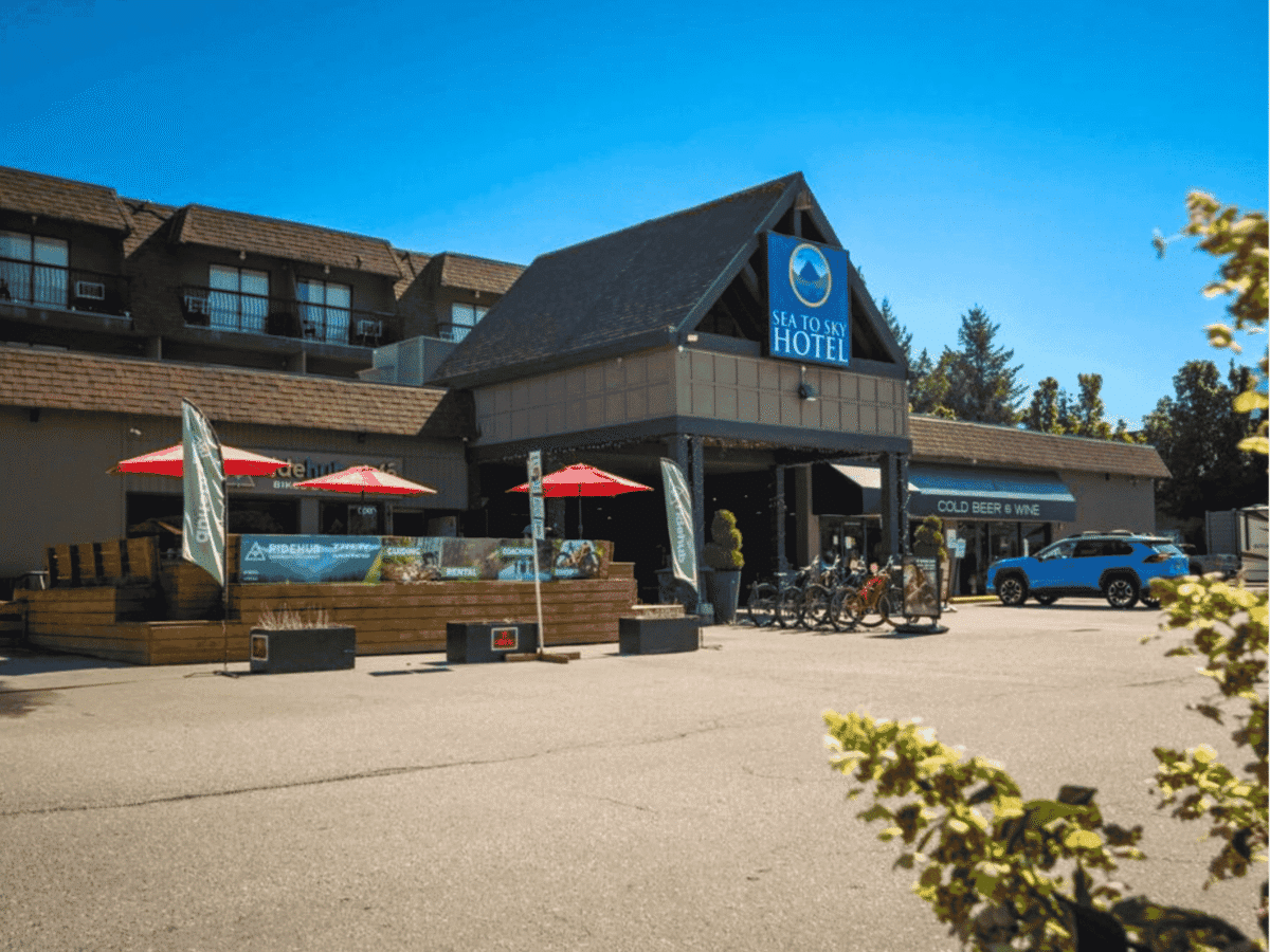 sea to sky hotel in squamish bc