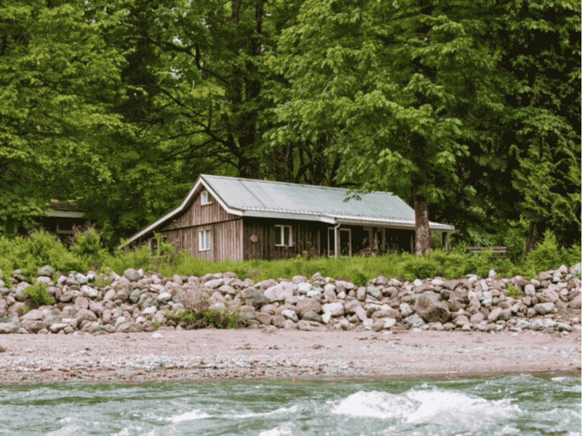 sunwolf riverside cabins squamish
