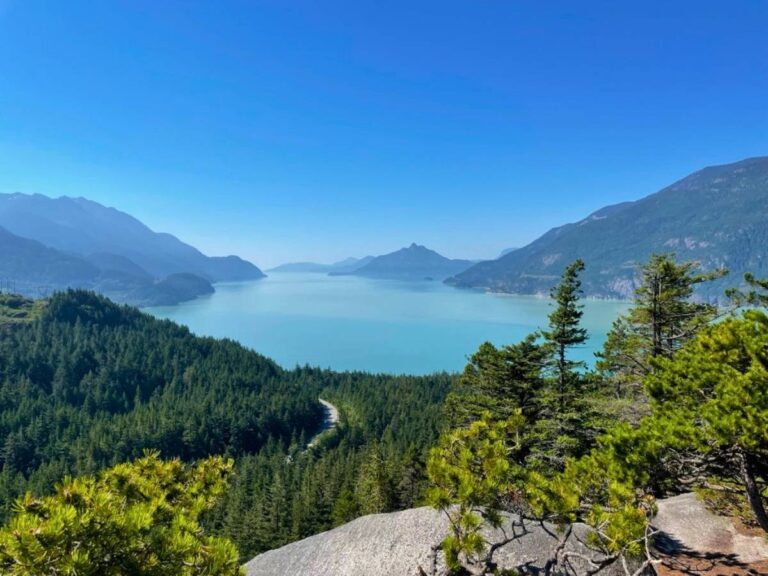 Murrin loop trail lookout