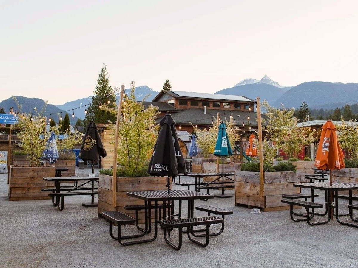 cloud burst patio squamish